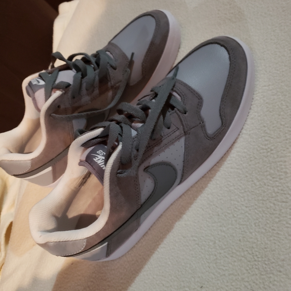 Mens Nike shoes